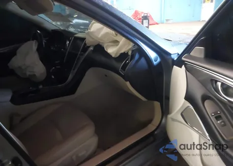 2017 Infiniti Q50 3.0T Premium z USA, uszkodzony, nr VIN JN1EV7AR2HM832864